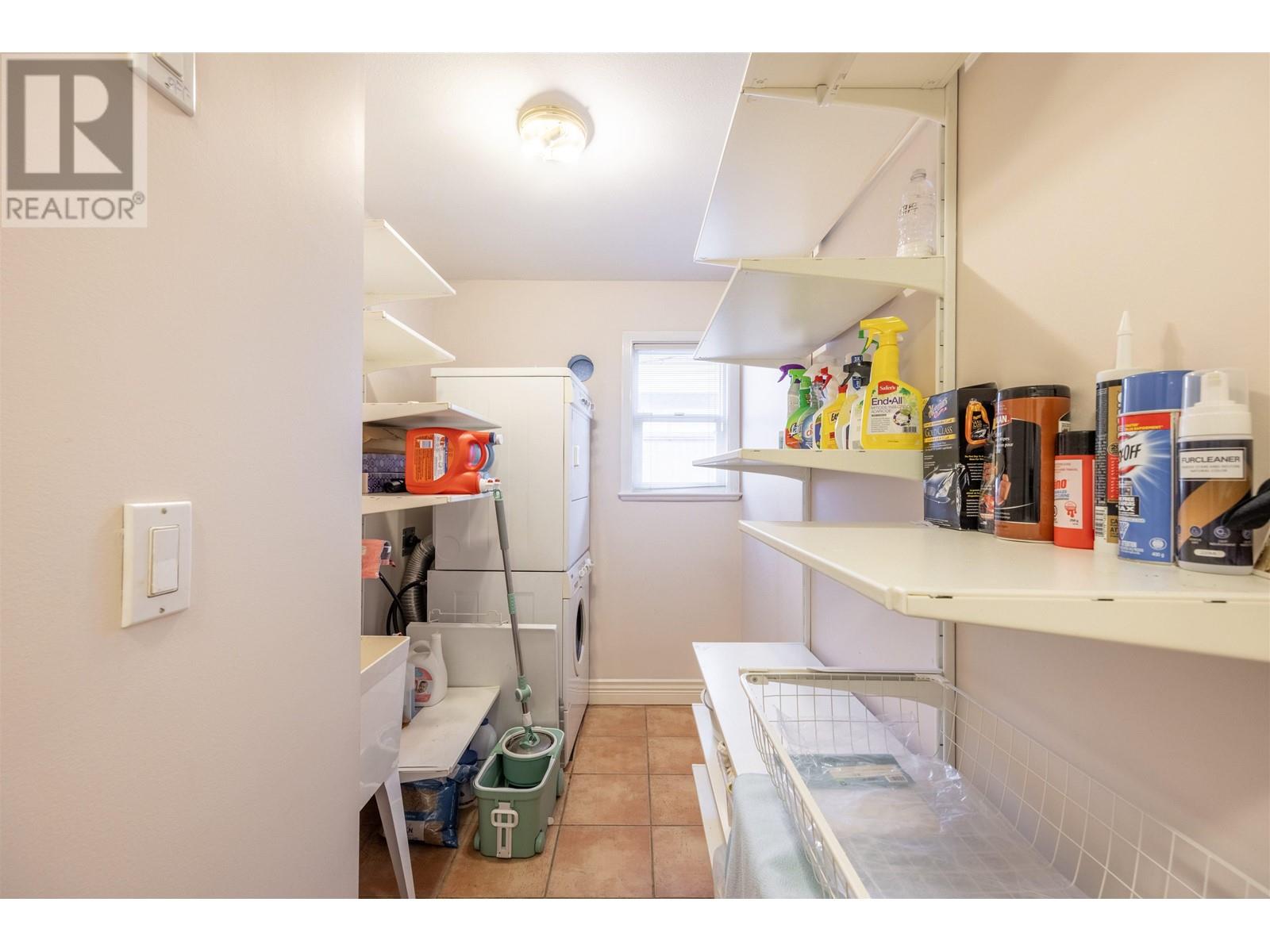 1332 Rama Avenue, New Westminster, British Columbia  V3M 6T6 - Photo 17 - R2814372