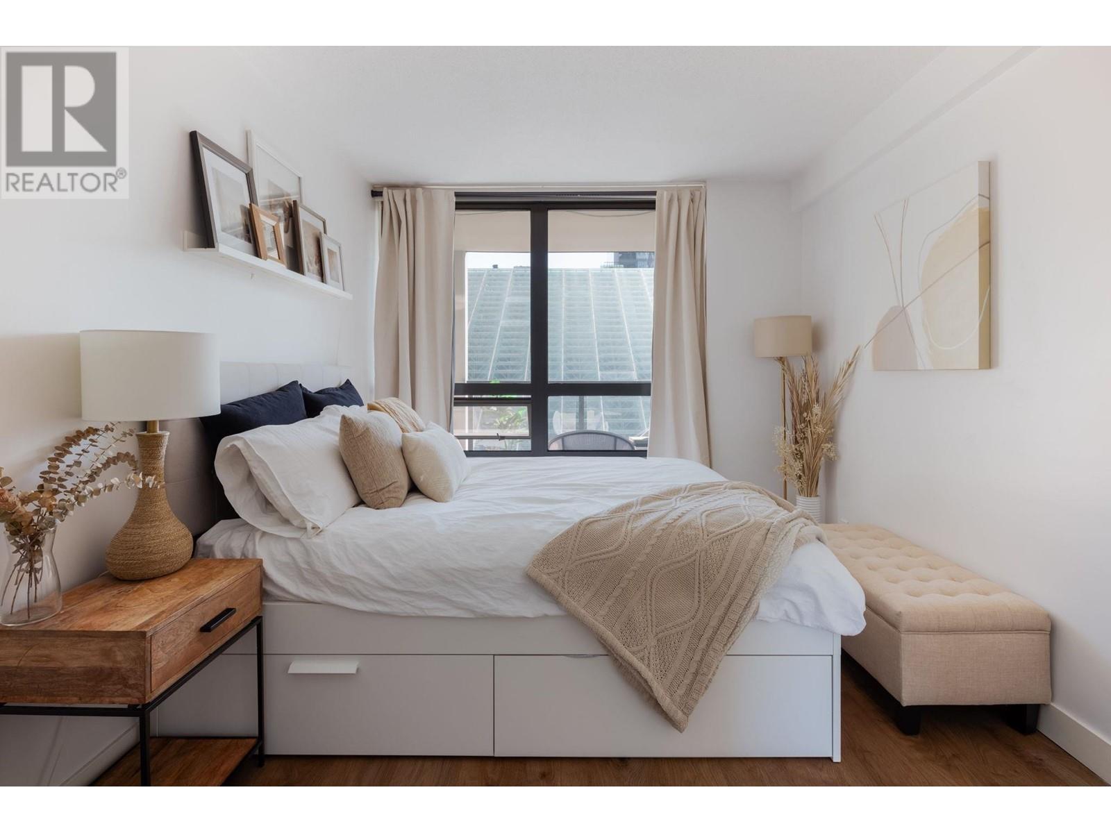 605 933 Hornby Street, Vancouver, British Columbia  V6Z 3G4 - Photo 6 - R2813953