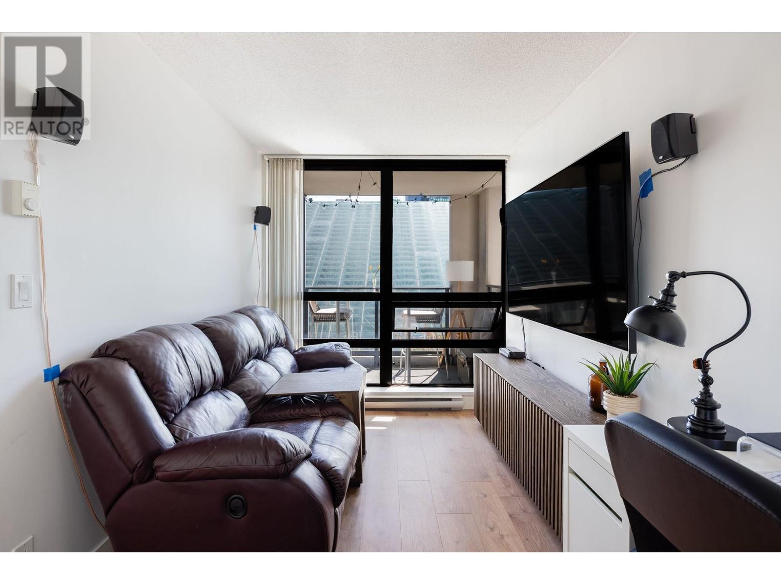 605 933 Hornby Street, Vancouver, British Columbia  V6Z 3G4 - Photo 7 - R2813953