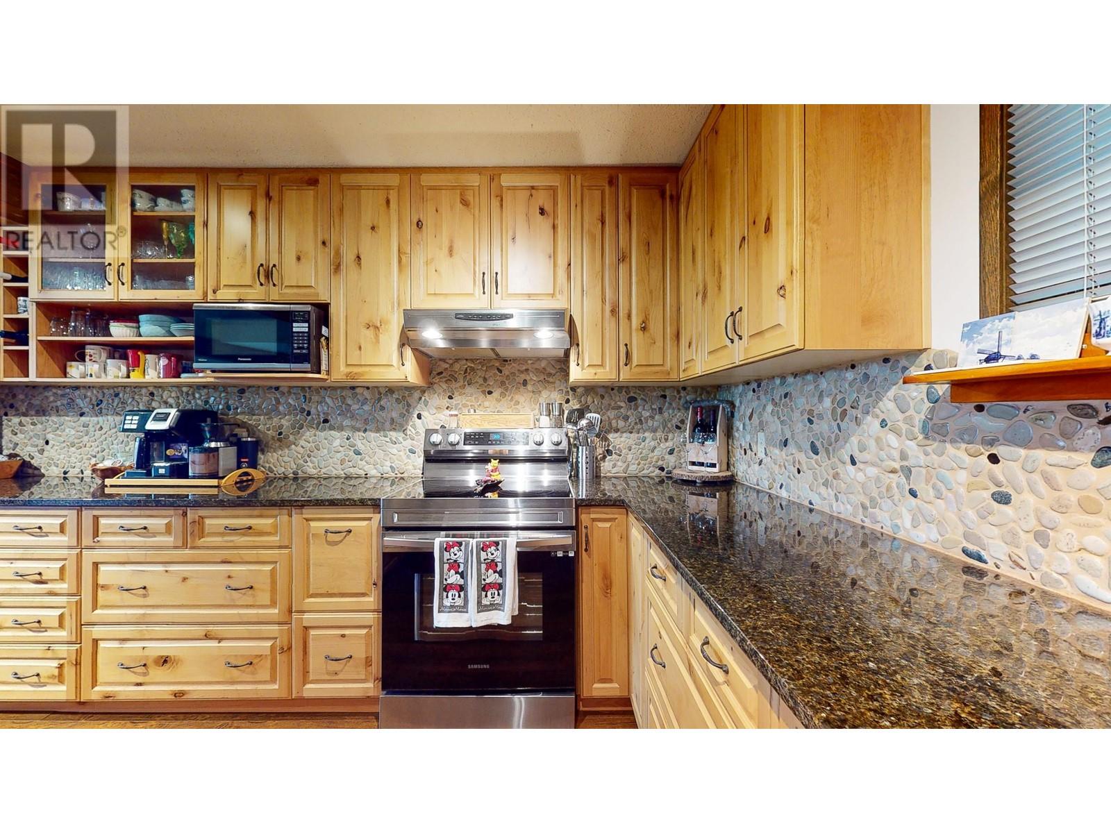 20 5471 Secret Cove Road, Halfmoon Bay, British Columbia  V7Z 1G8 - Photo 11 - R2770254