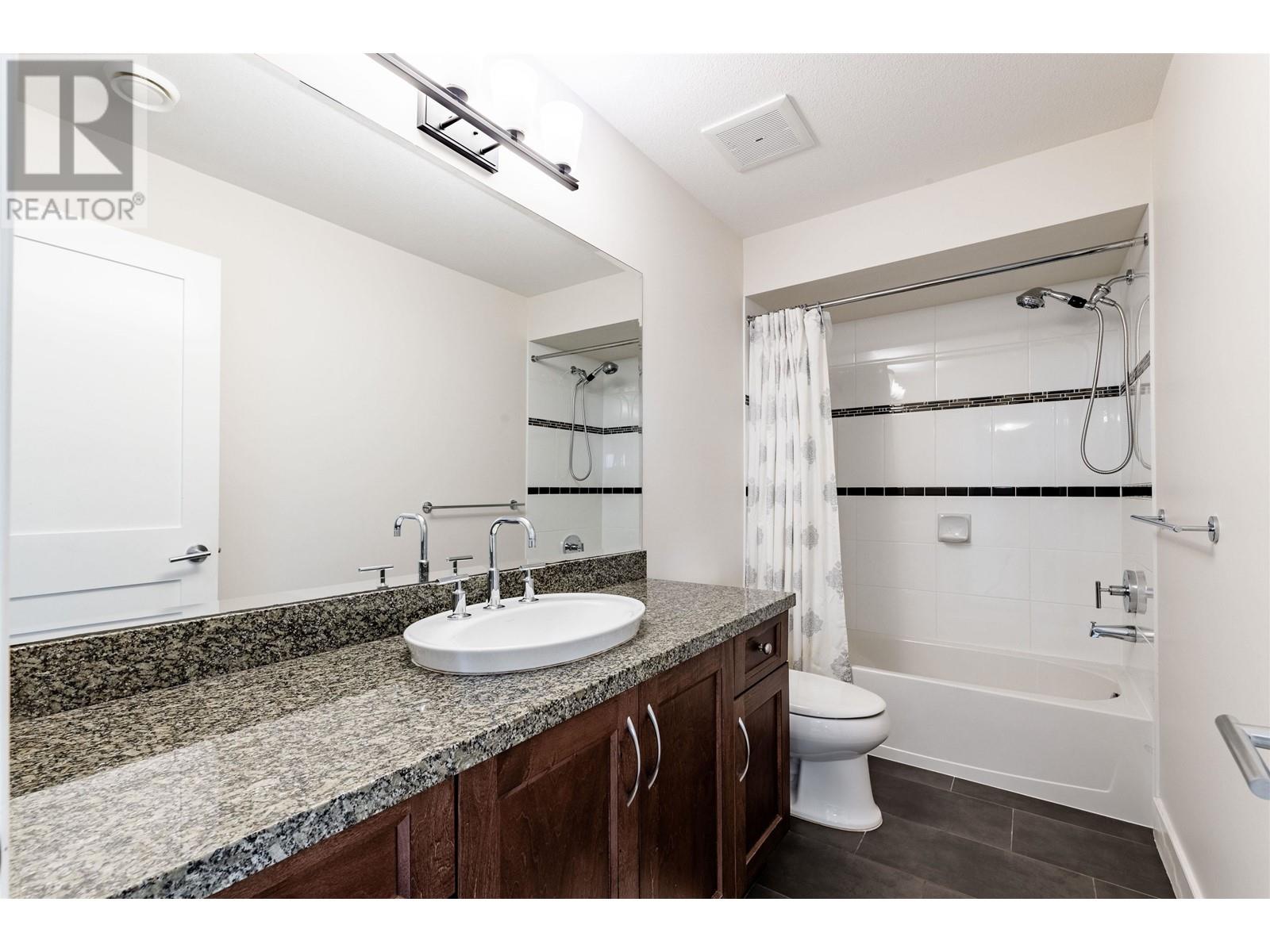 3438 Princeton Avenue, Coquitlam, British Columbia  V3E 0G1 - Photo 39 - R2814019