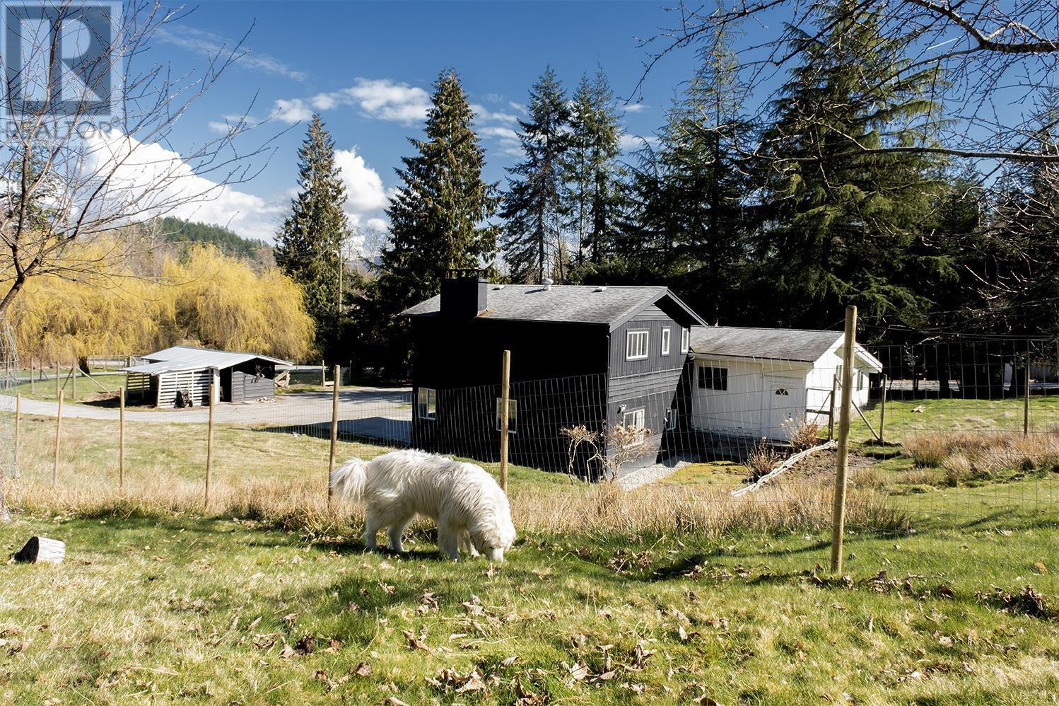 1191 North Road, Gibsons, British Columbia  V0N 1V1 - Photo 35 - R2814418