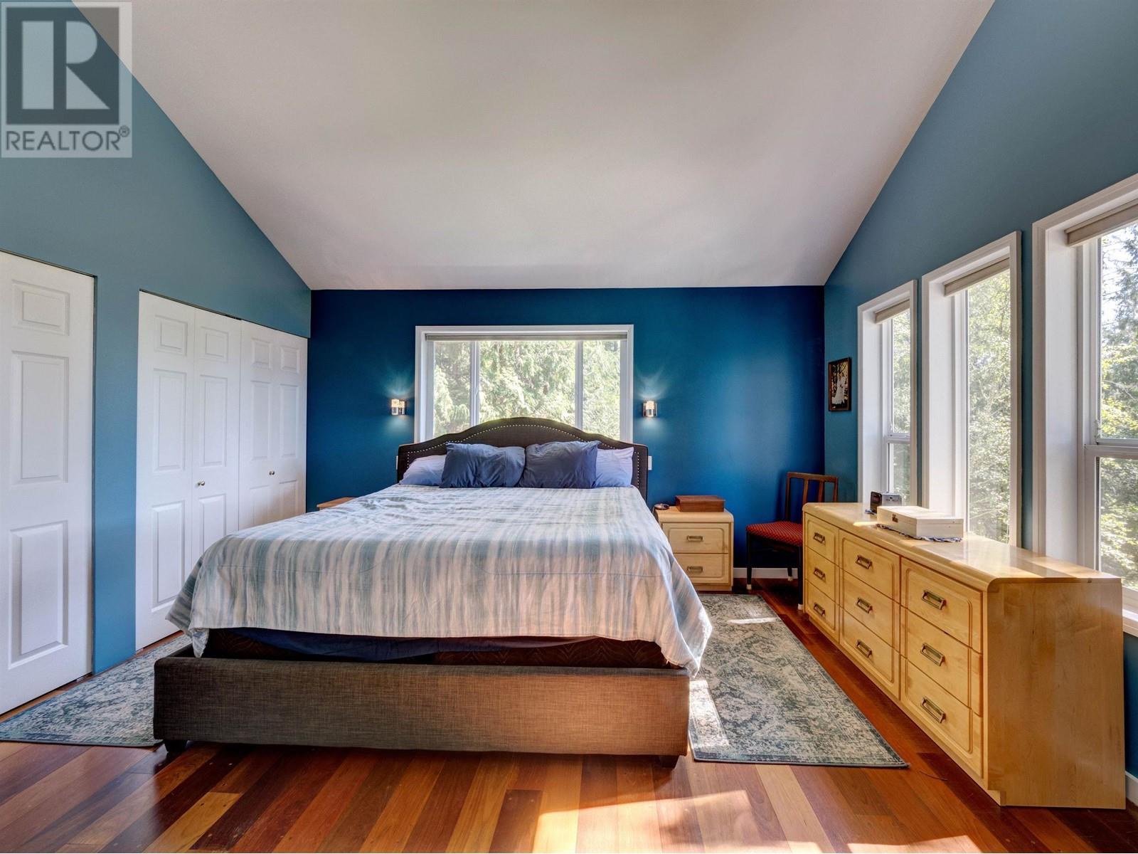 5692-5694 Carmel Place, Sechelt, British Columbia  V7Z 0C6 - Photo 14 - R2814419