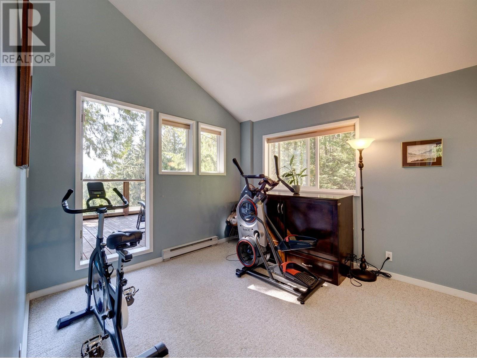 5692-5694 Carmel Place, Sechelt, British Columbia  V7Z 0C6 - Photo 17 - R2814419