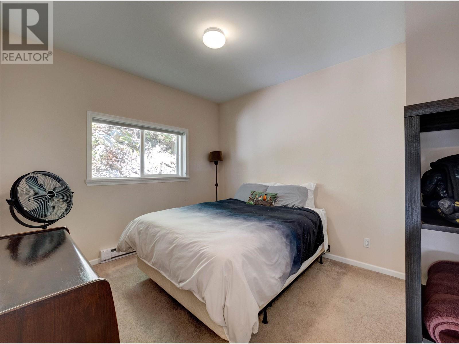 5692-5694 Carmel Place, Sechelt, British Columbia  V7Z 0C6 - Photo 36 - R2814419
