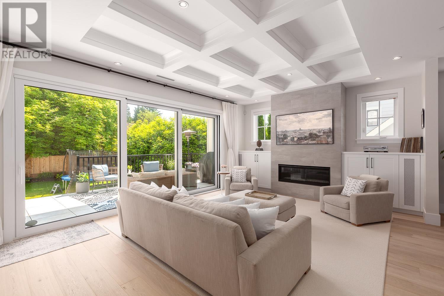 5588 Holland Street, Vancouver, British Columbia  V6N 2A8 - Photo 5 - R2813983