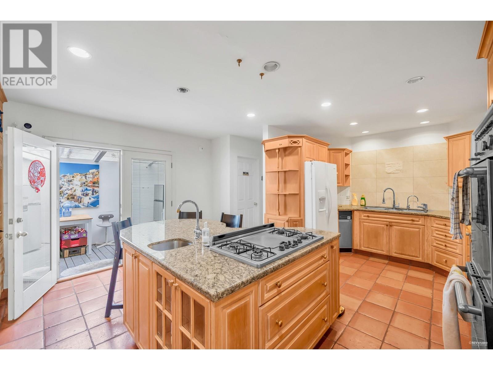 2575 Mcbain Avenue, Vancouver, British Columbia  V6L 2C7 - Photo 12 - R2813293