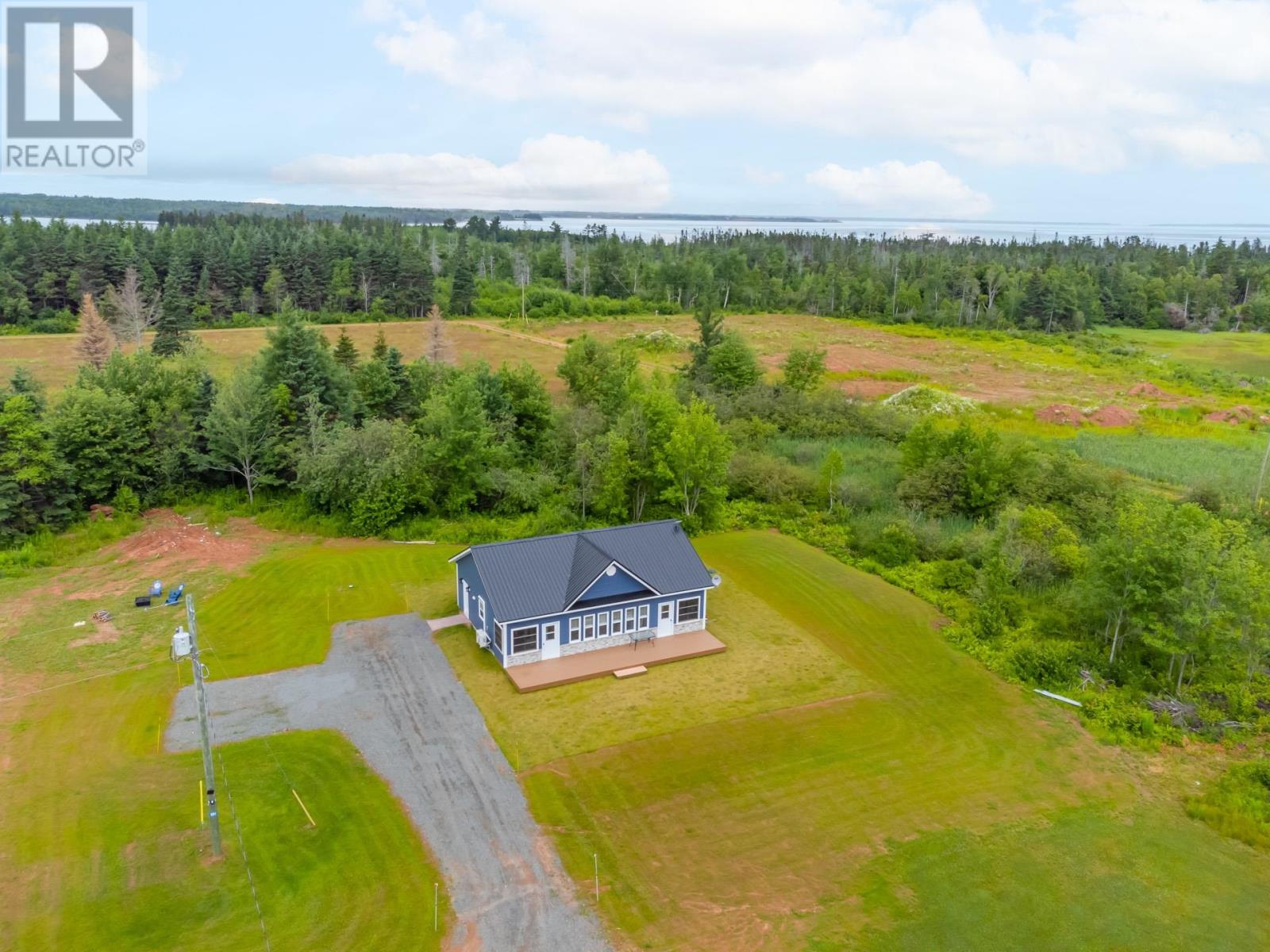 101 Albion Crescent, Albion, Prince Edward Island  C0A 1R0 - Photo 2 - 202319308