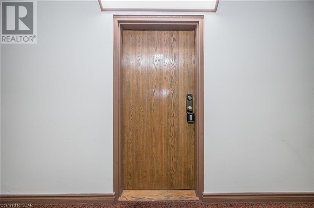 55 Green Valley Drive Unit# 209, Kitchener, Ontario  N2P 1Z6 - Photo 8 - 40481952