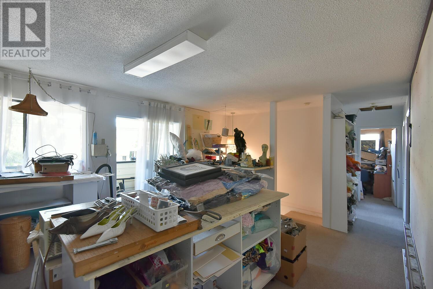 5662 Wharf Avenue, Sechelt, British Columbia  V7Z 0H5 - Photo 17 - R2814211