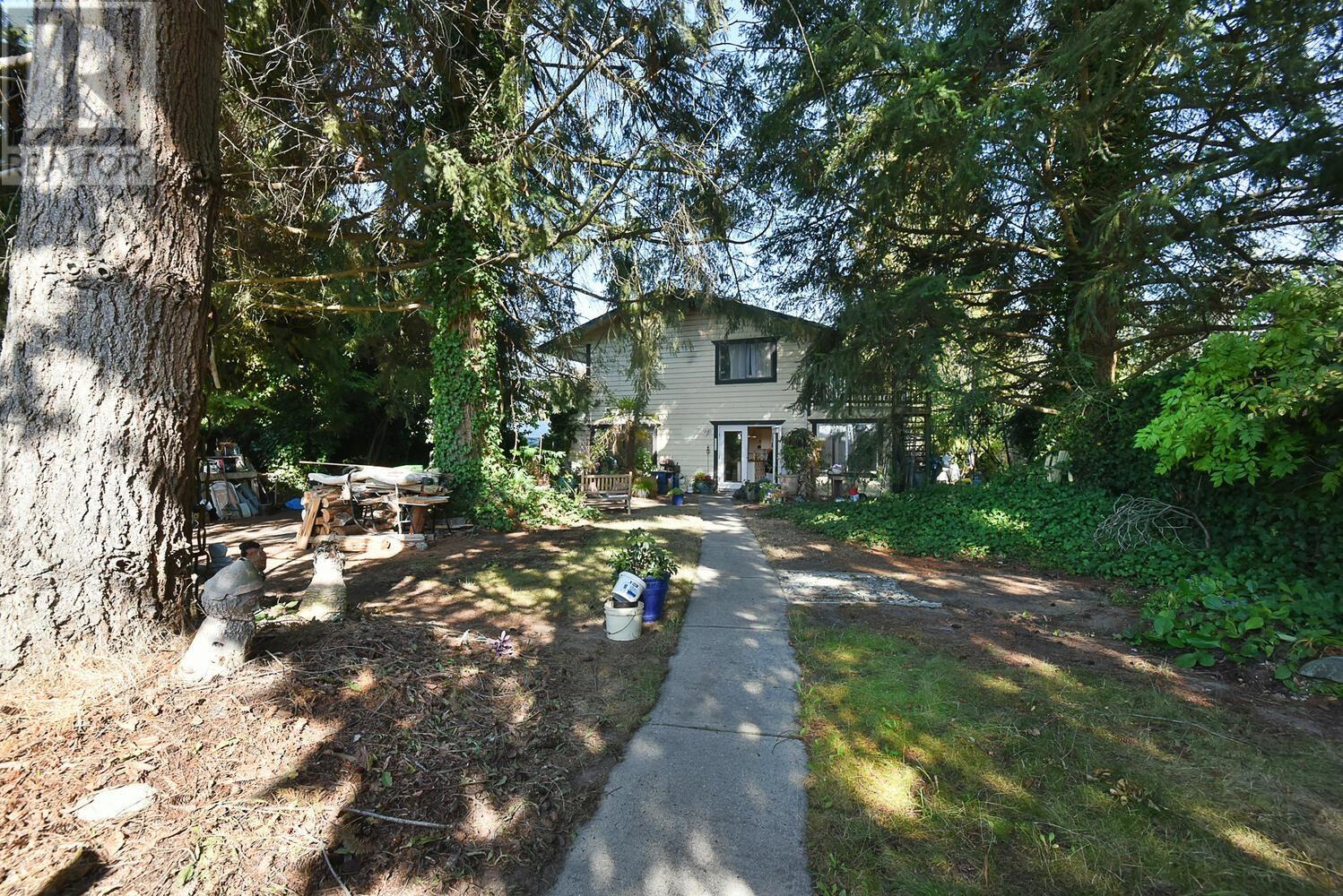 5662 Wharf Avenue, Sechelt, British Columbia  V7Z 0H5 - Photo 19 - R2814211