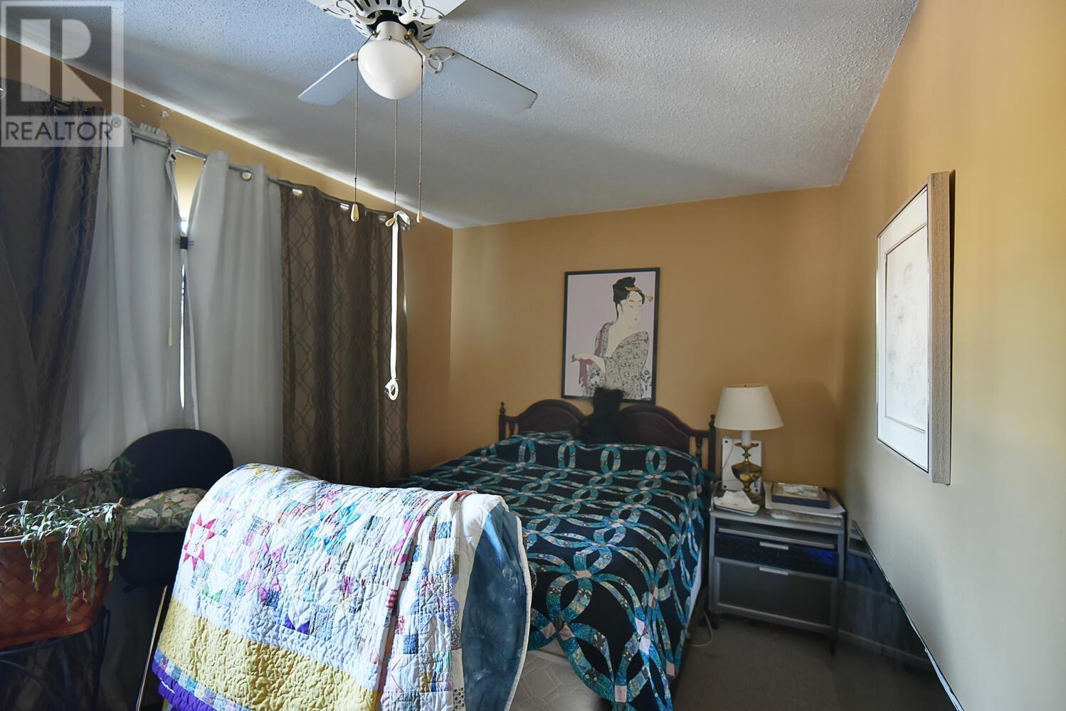 5662 Wharf Avenue, Sechelt, British Columbia  V7Z 0H5 - Photo 10 - R2814211