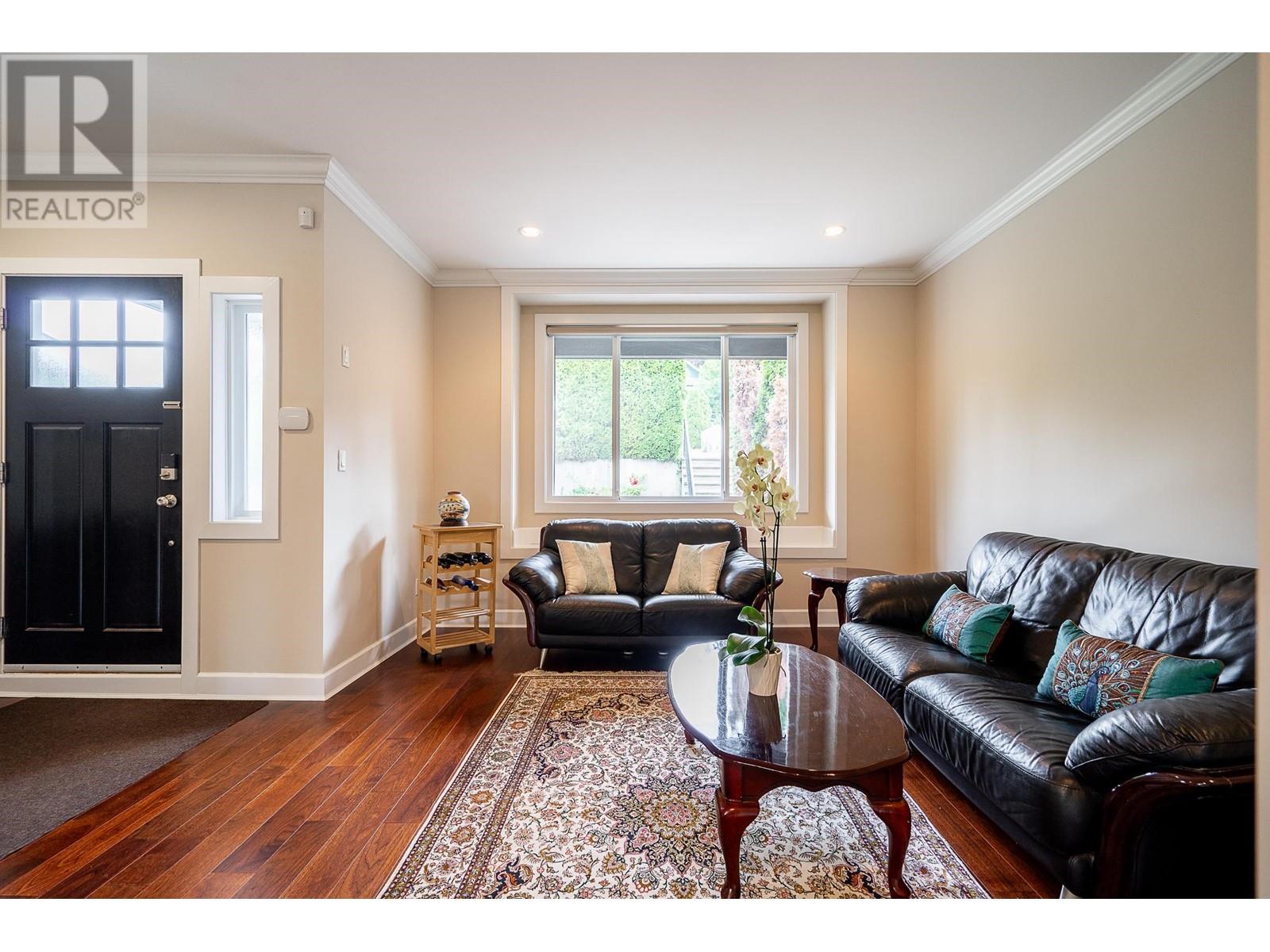 377 E 5th Street, North Vancouver, British Columbia  V7L 1M1 - Photo 9 - R2813604