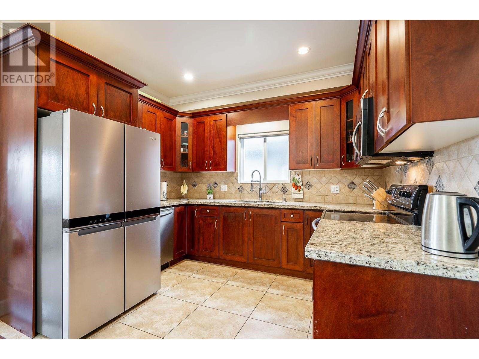 377 E 5th Street, North Vancouver, British Columbia  V7L 1M1 - Photo 15 - R2813604