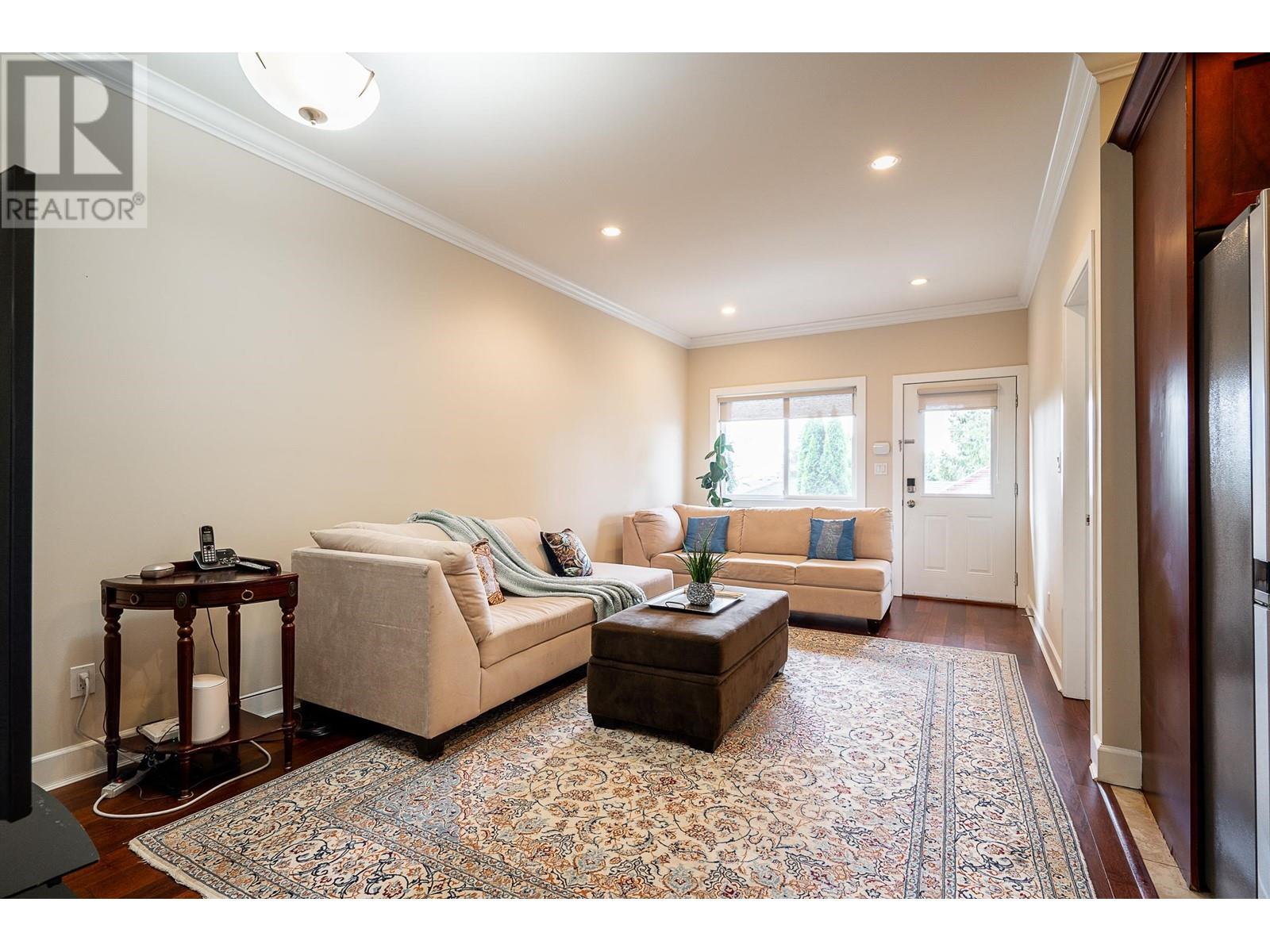 377 E 5th Street, North Vancouver, British Columbia  V7L 1M1 - Photo 12 - R2813604