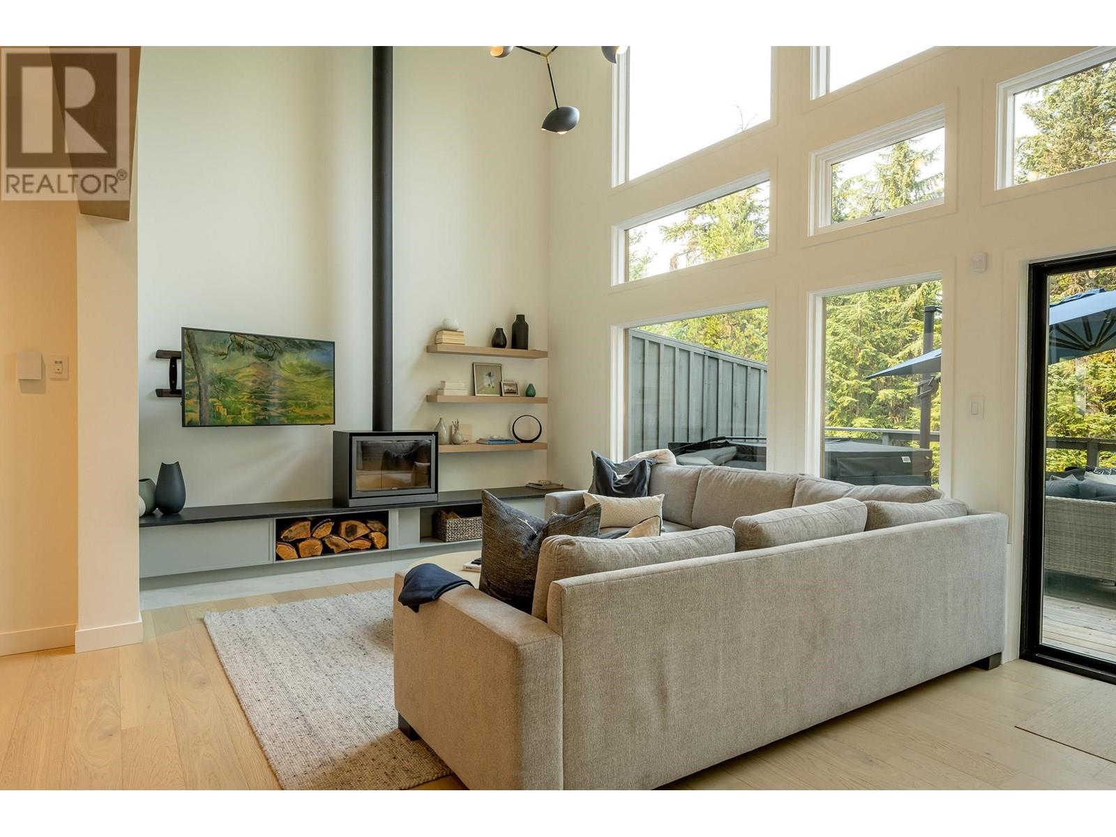 6260 EAGLE DRIVE, whistler, British Columbia