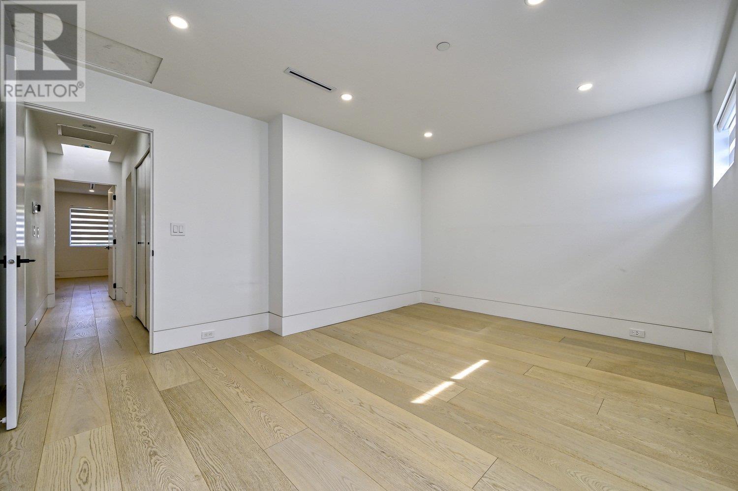 1955 W 42nd Avenue, Vancouver, British Columbia  V6M 2B2 - Photo 22 - R2813214