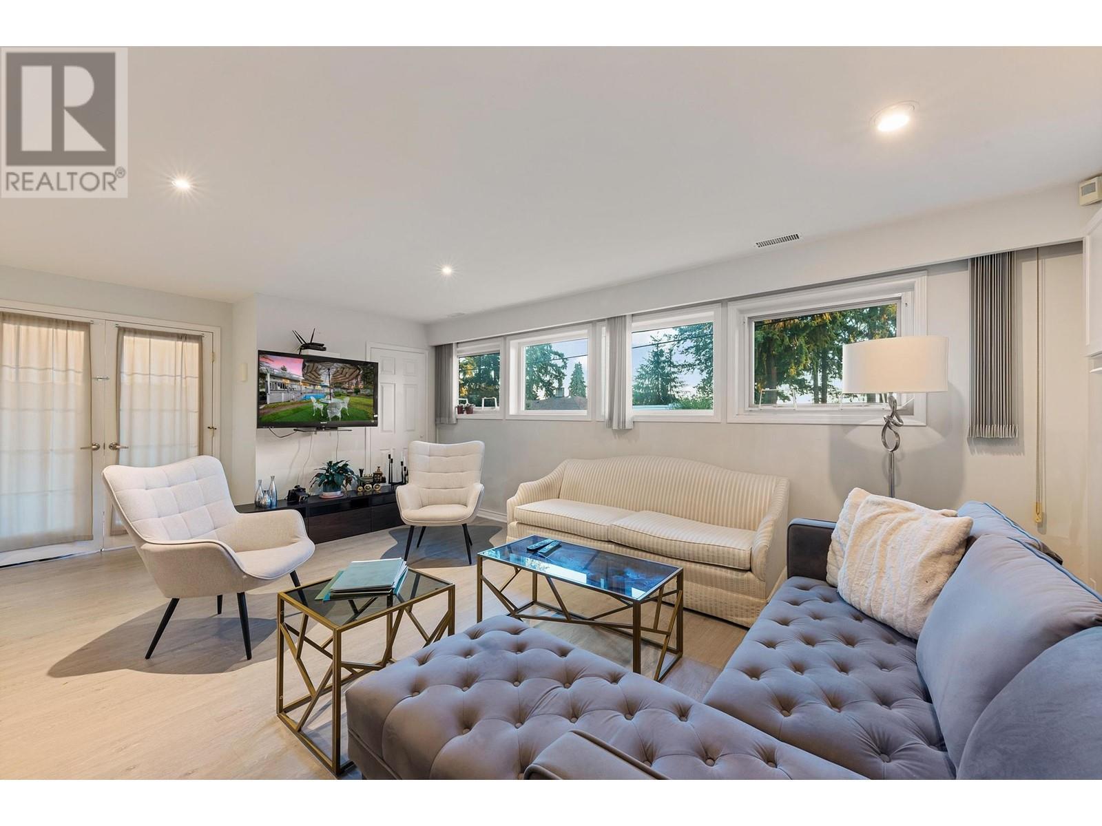 550 Crestwood Avenue, North Vancouver, British Columbia  V7N 3C5 - Photo 28 - R2814455