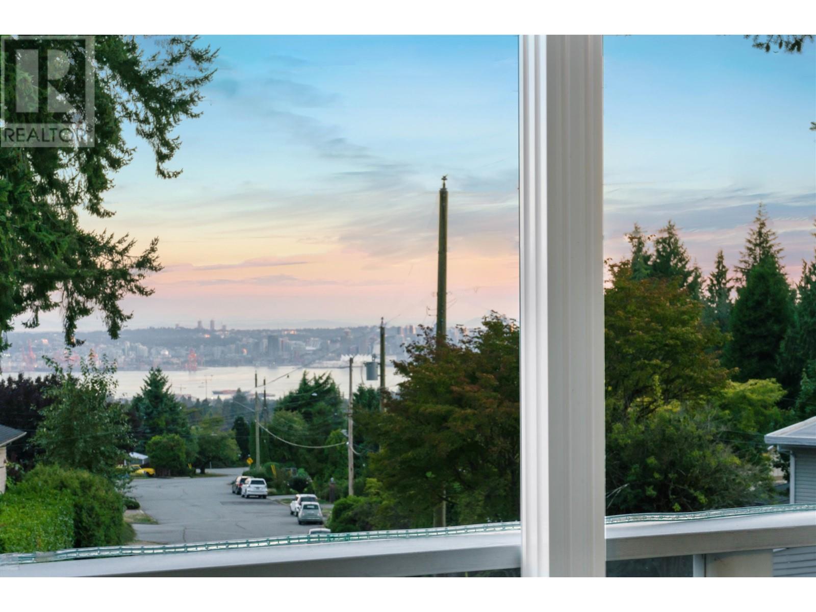 550 Crestwood Avenue, North Vancouver, British Columbia  V7N 3C5 - Photo 30 - R2814455