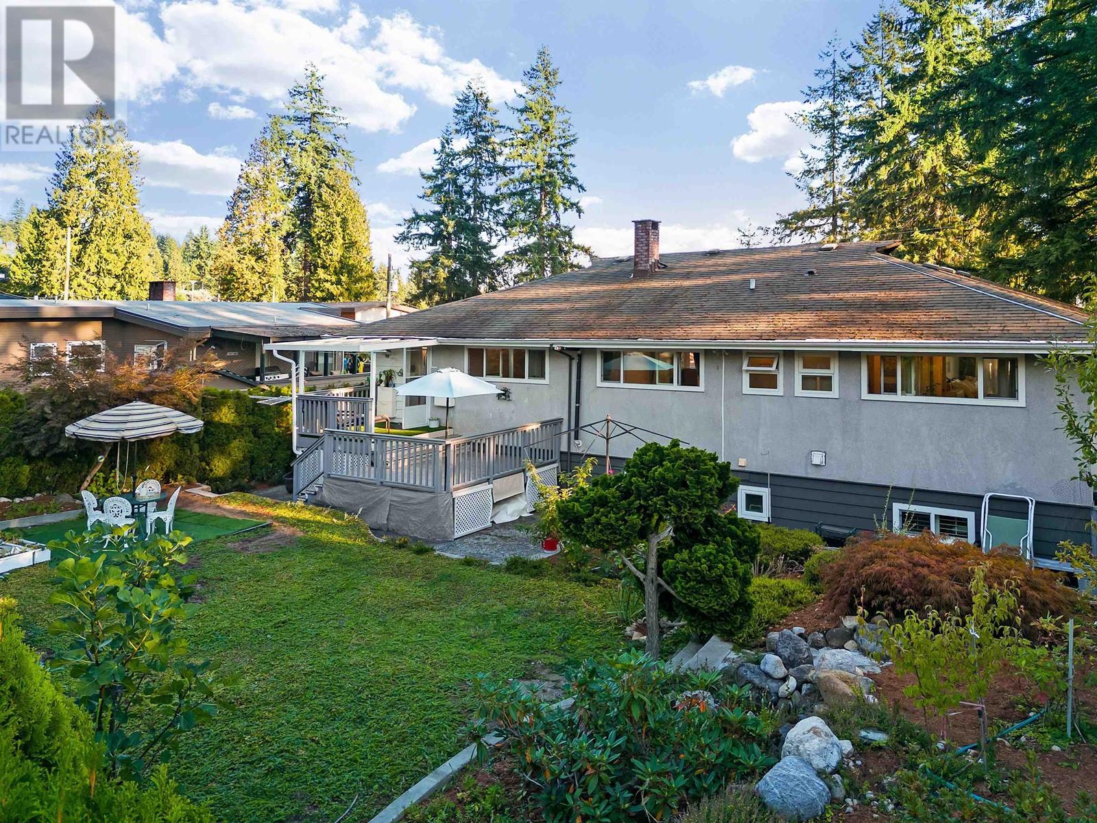 550 Crestwood Avenue, North Vancouver, British Columbia  V7N 3C5 - Photo 39 - R2814455