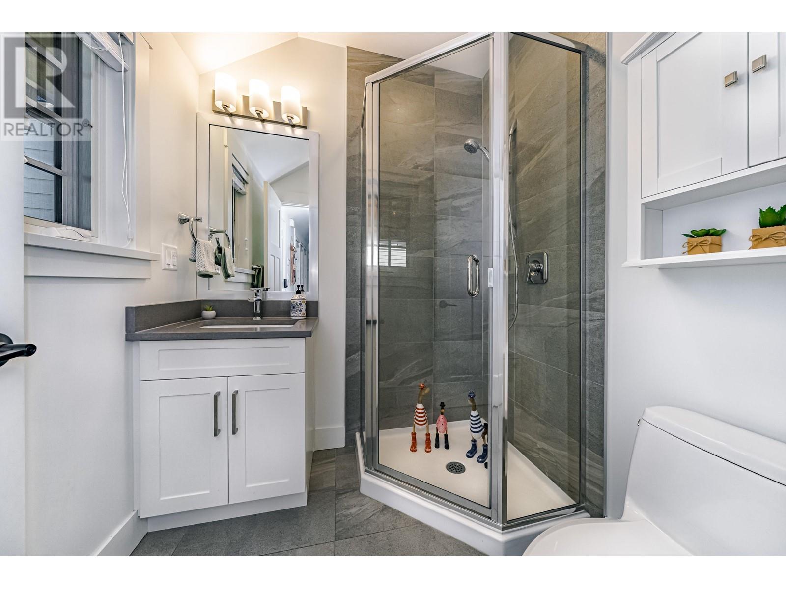 903 Walls Avenue, Coquitlam, British Columbia  V3K 2T2 - Photo 17 - R2814528