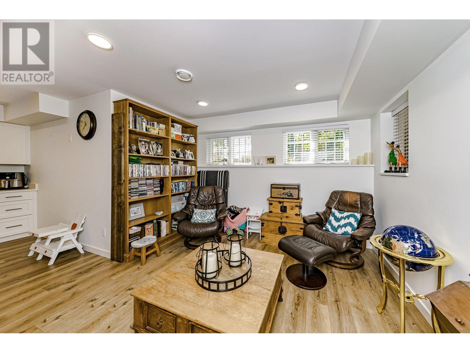 903 Walls Avenue, Coquitlam, British Columbia  V3K 2T2 - Photo 25 - R2814528