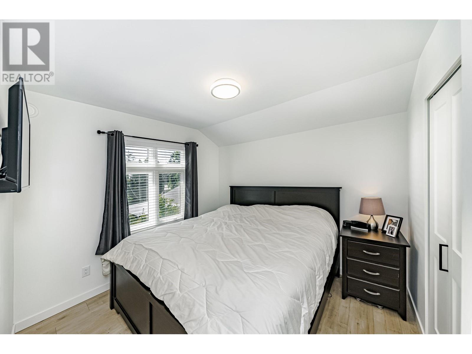 903 Walls Avenue, Coquitlam, British Columbia  V3K 2T2 - Photo 33 - R2814528