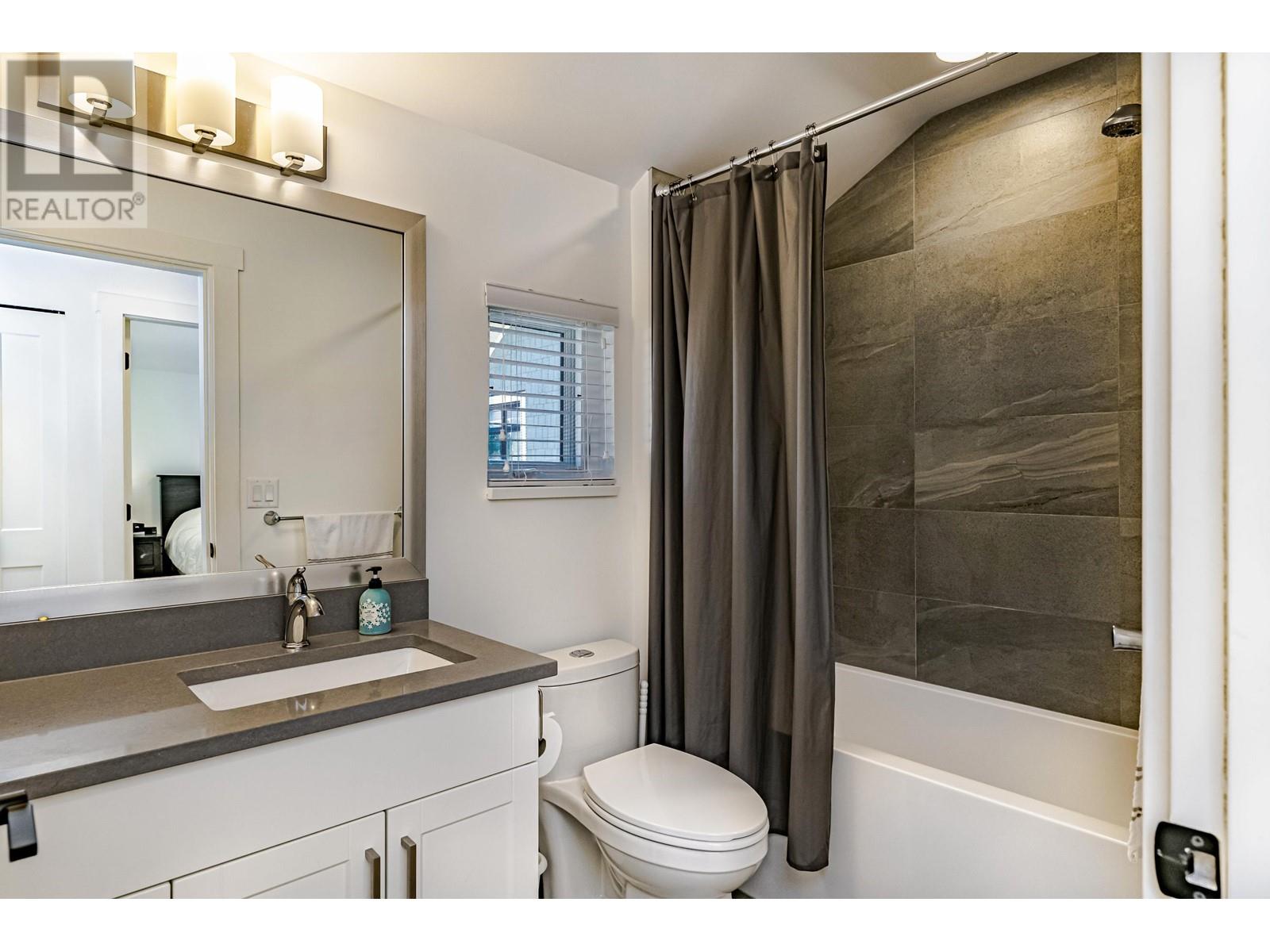 903 Walls Avenue, Coquitlam, British Columbia  V3K 2T2 - Photo 34 - R2814528