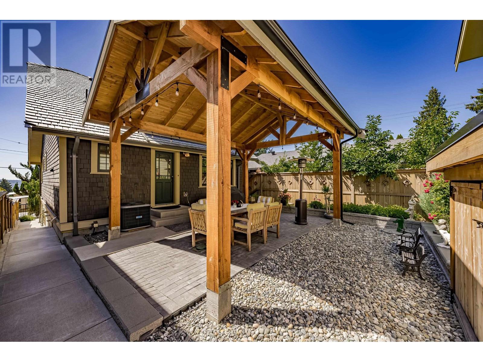 903 Walls Avenue, Coquitlam, British Columbia  V3K 2T2 - Photo 39 - R2814528