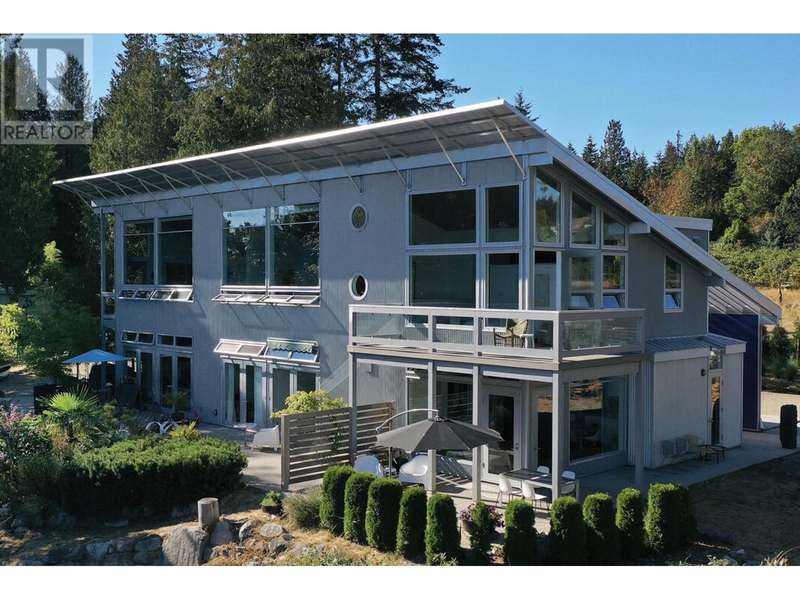 5550 NICKERSON ROAD, sechelt, British Columbia