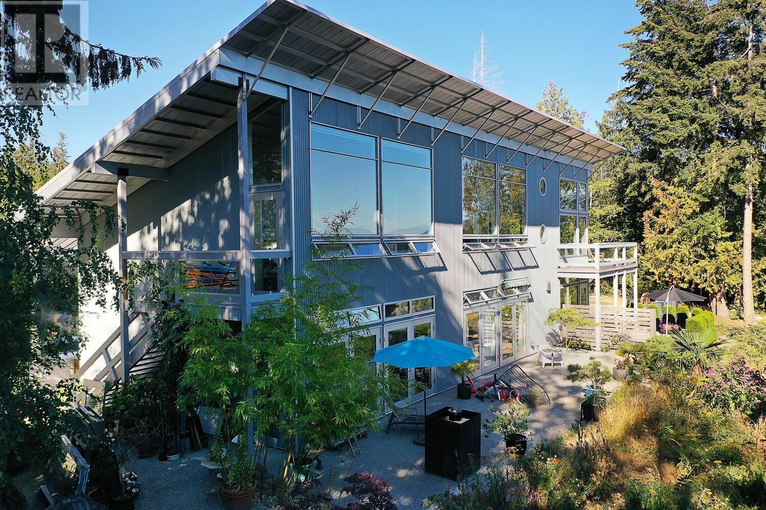 5550 Nickerson Road, Sechelt, British Columbia  V7Z 0M4 - Photo 3 - R2814533