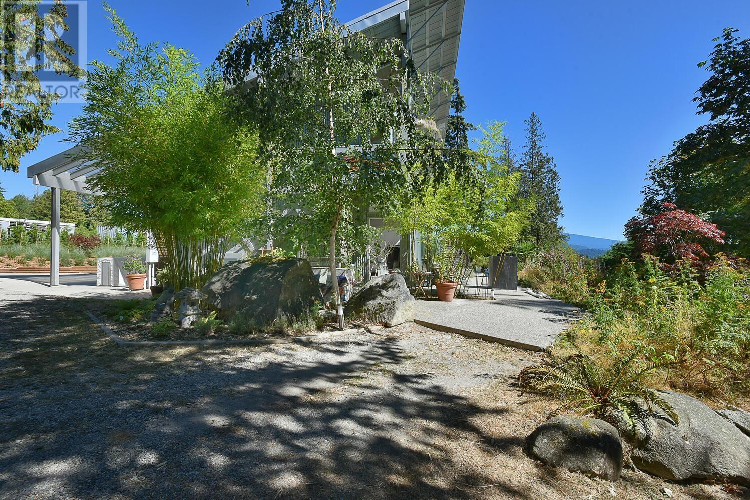 5550 Nickerson Road, Sechelt, British Columbia  V7Z 0M4 - Photo 5 - R2814533