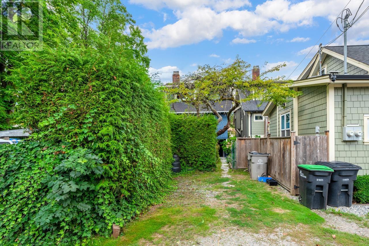 2546 Waterloo Street, Vancouver, British Columbia  V6R 3H5 - Photo 29 - R2813959
