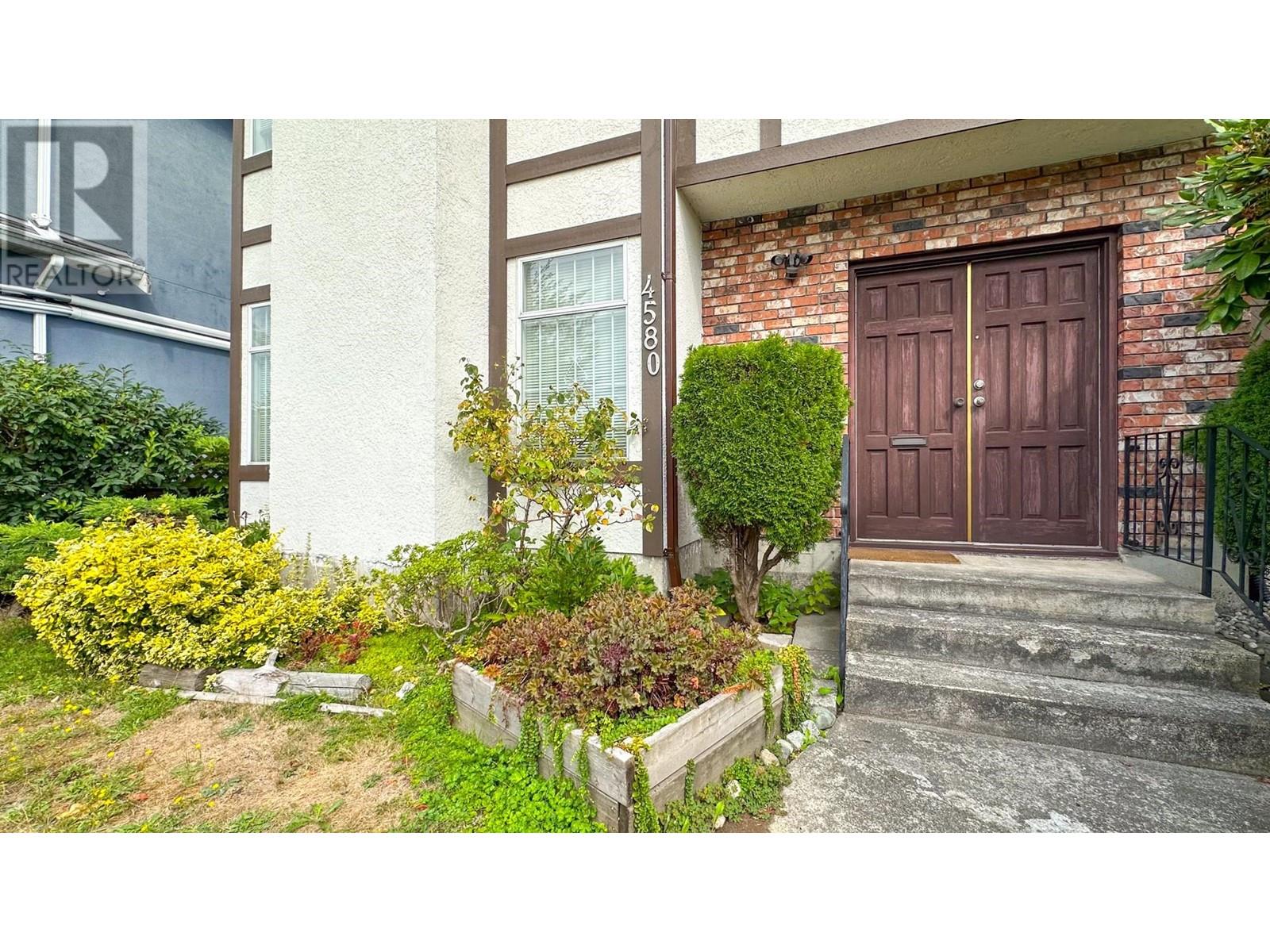 4580 Nanaimo Street, Vancouver, British Columbia  V5N 5J6 - Photo 9 - R2814499