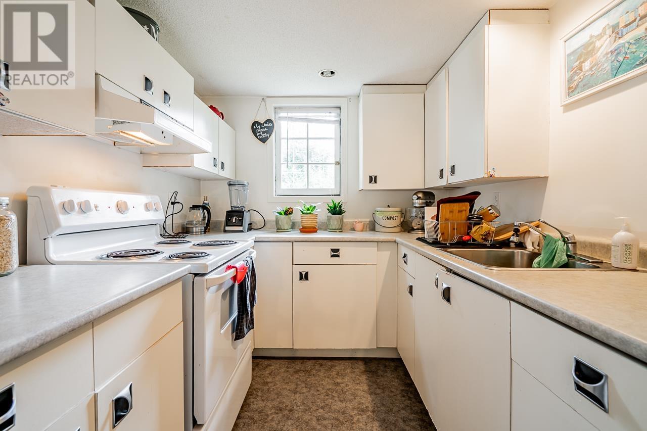 1115 W 11th Avenue, Vancouver, British Columbia  V6H 1K4 - Photo 22 - C8054036