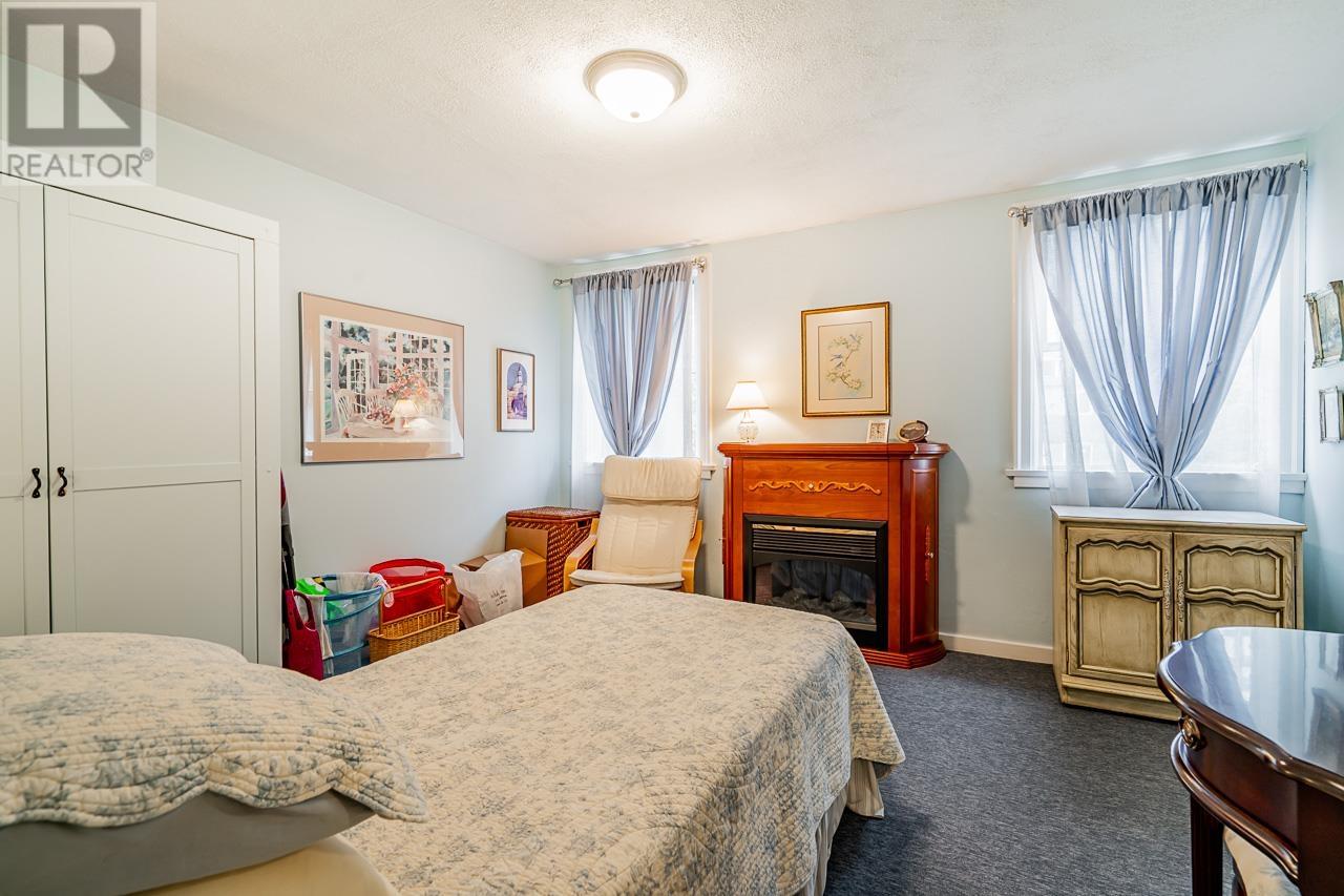 1115 W 11th Avenue, Vancouver, British Columbia  V6H 1K4 - Photo 29 - C8054036