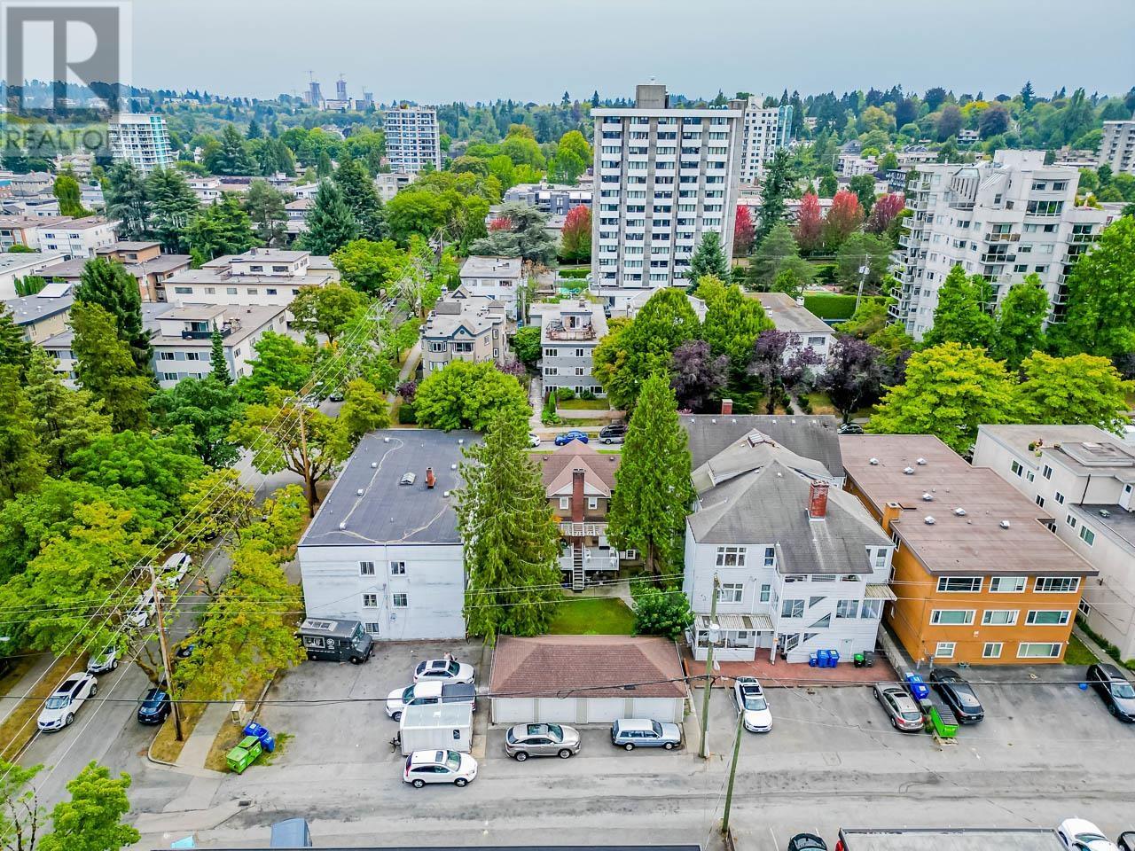 Listing Picture 39 of 40 : 1115 W 11TH AVENUE, Vancouver / 溫哥華 - 魯藝地產 Yvonne Lu Group - MLS Medallion Club Member