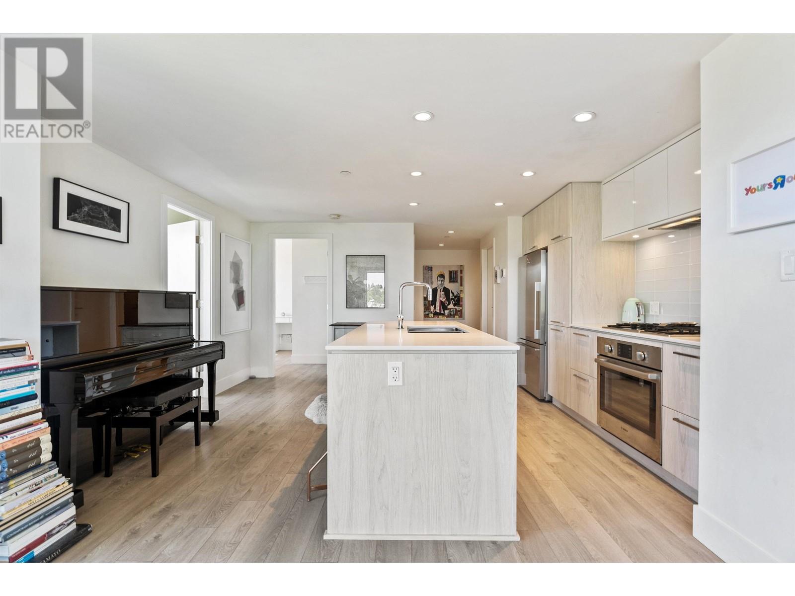 1807 680 Seylynn Crescent, North Vancouver, British Columbia  V7J 0B5 - Photo 12 - R2814651