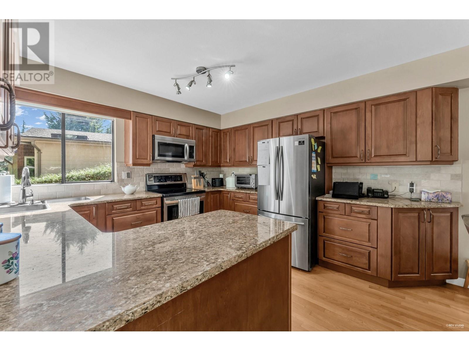 3704 Southridge Place, West Vancouver, British Columbia  V7V 3H8 - Photo 16 - R2814606