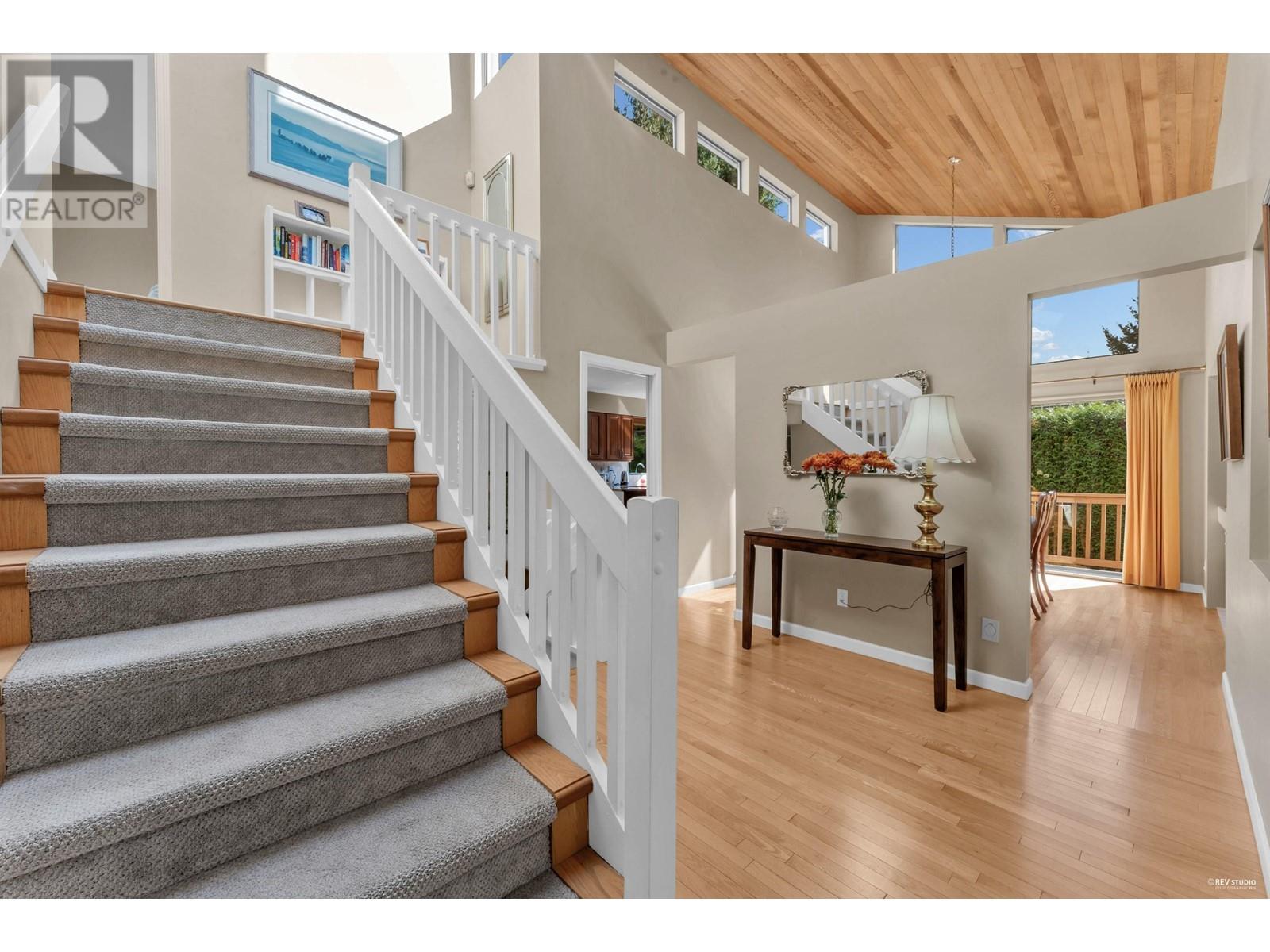 3704 Southridge Place, West Vancouver, British Columbia  V7V 3H8 - Photo 25 - R2814606