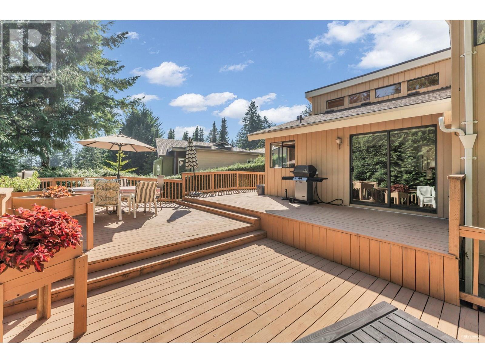 3704 Southridge Place, West Vancouver, British Columbia  V7V 3H8 - Photo 34 - R2814606