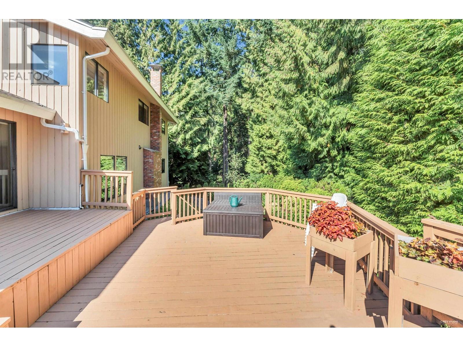 3704 Southridge Place, West Vancouver, British Columbia  V7V 3H8 - Photo 36 - R2814606