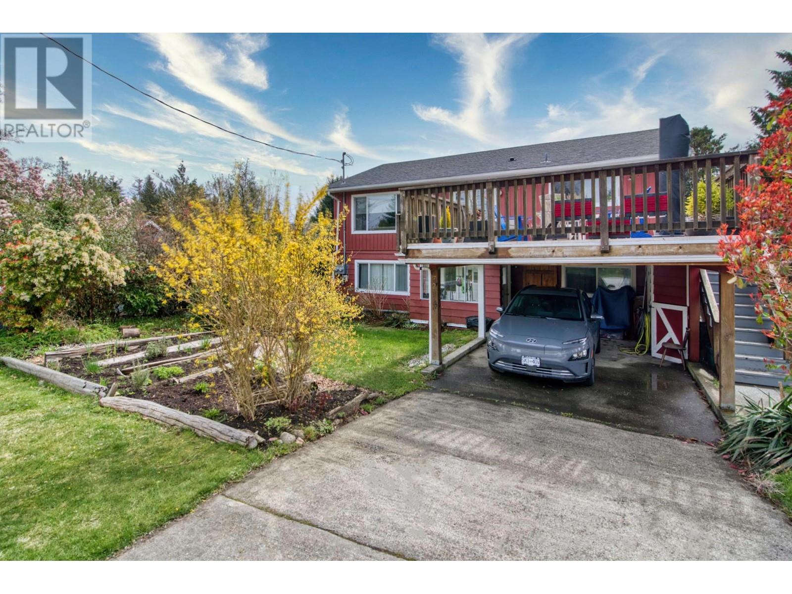 723 Dogwood Road, Gibsons, British Columbia  V0N 1V8 - Photo 17 - R2814621