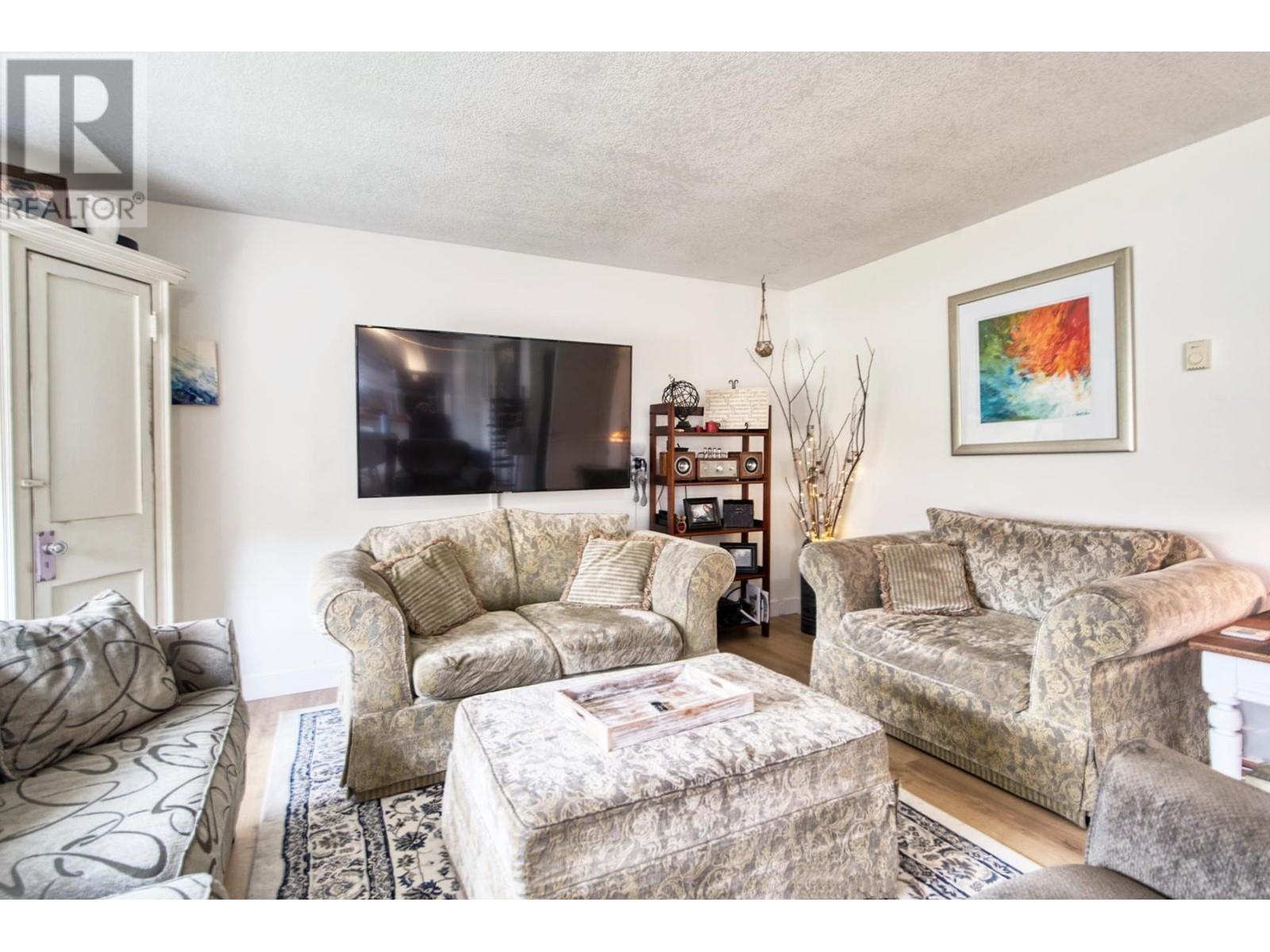 723 Dogwood Road, Gibsons, British Columbia  V0N 1V8 - Photo 21 - R2814621