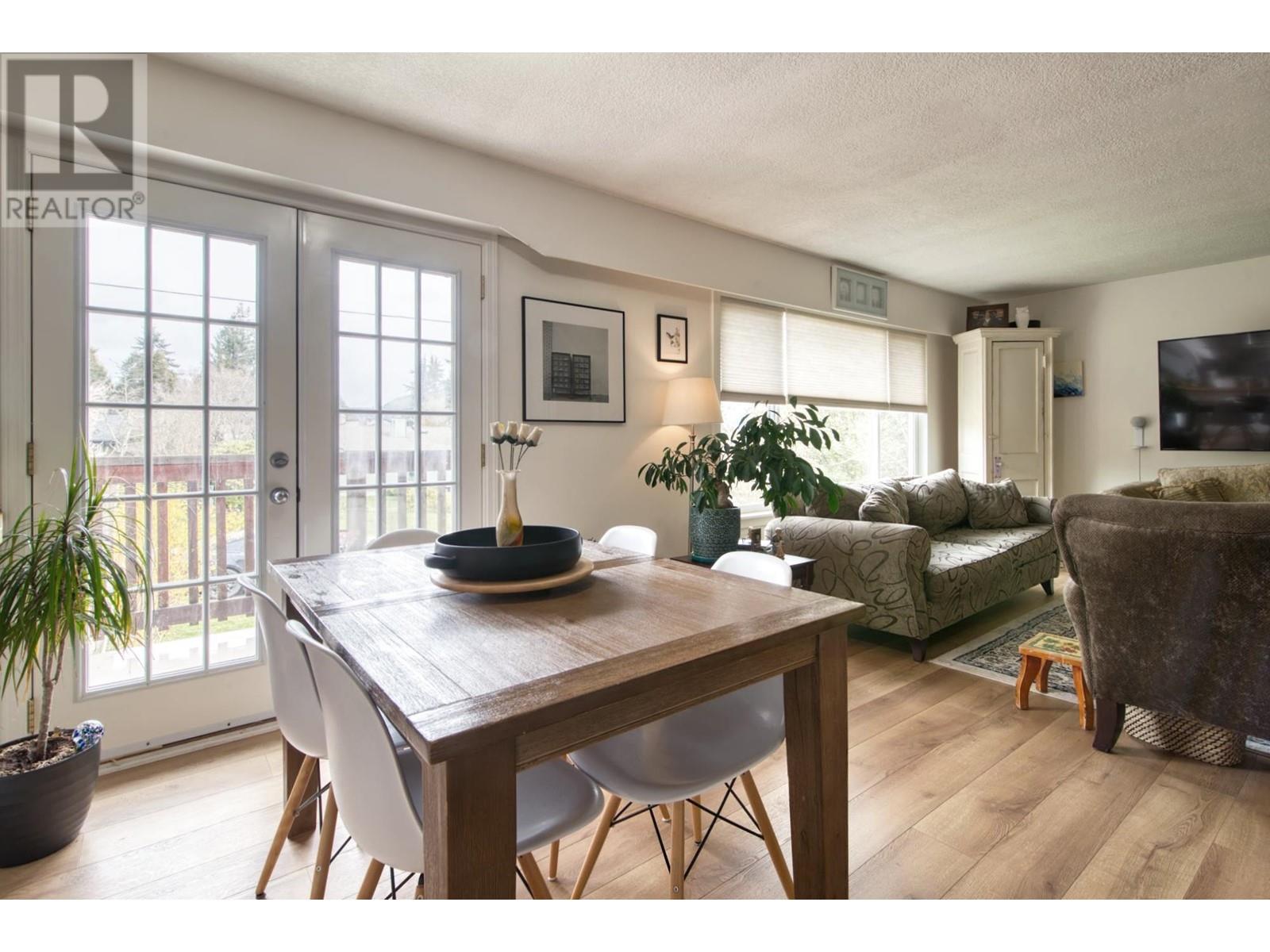 723 Dogwood Road, Gibsons, British Columbia  V0N 1V8 - Photo 22 - R2814621