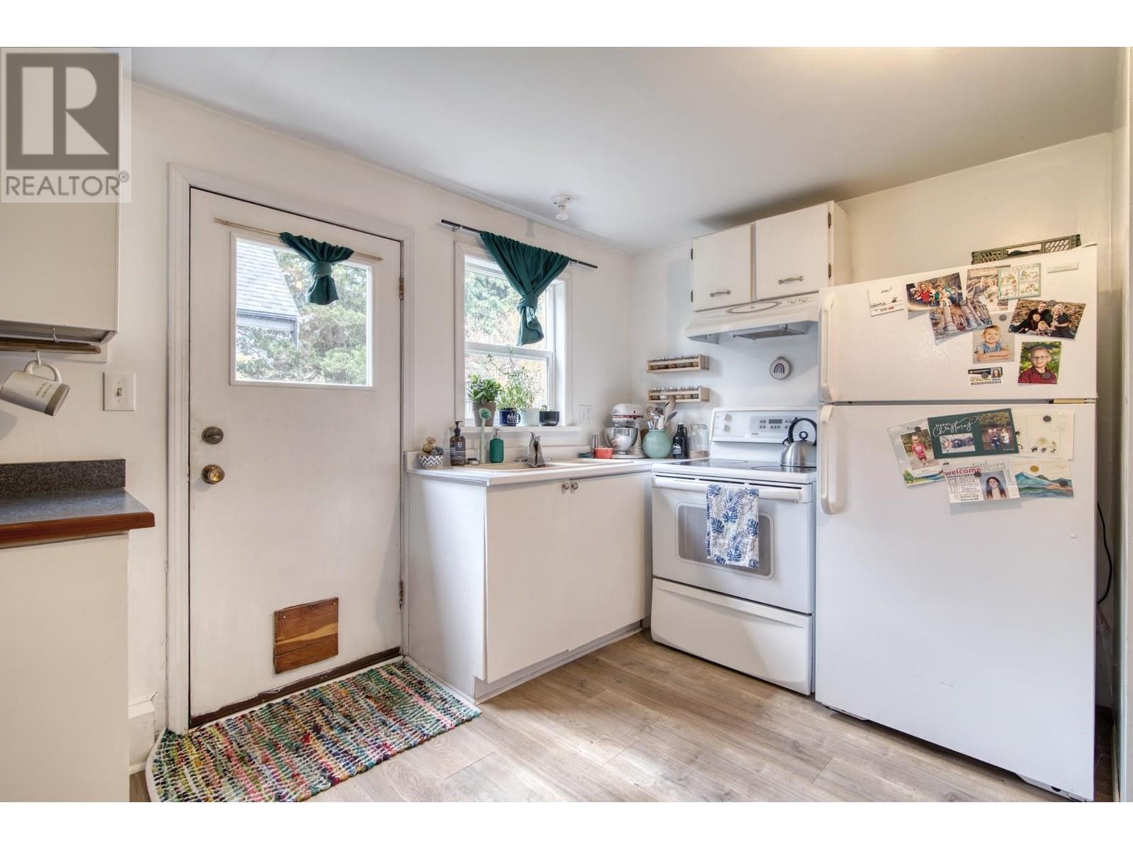 723 Dogwood Road, Gibsons, British Columbia  V0N 1V8 - Photo 28 - R2814621
