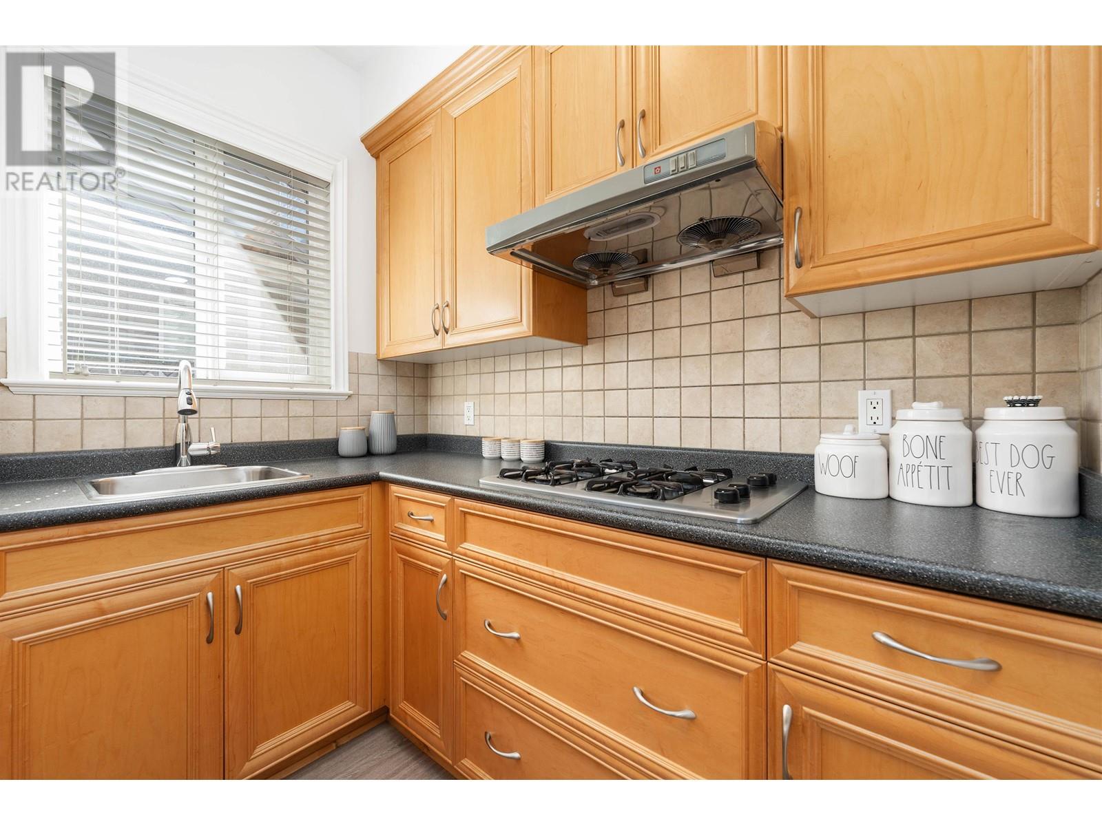 9213 Evancio Crescent, Richmond, British Columbia  V7E 5W7 - Photo 11 - R2814658