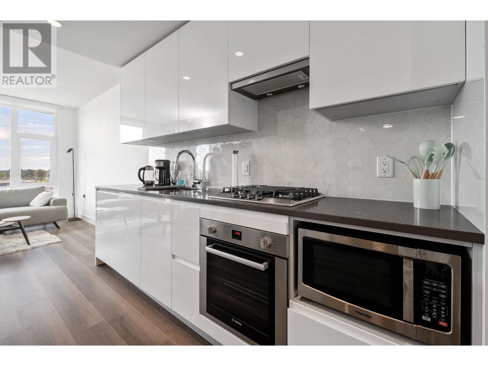 509 8181 Chester Street, Vancouver, British Columbia  V5X 0J9 - Photo 3 - R2814758