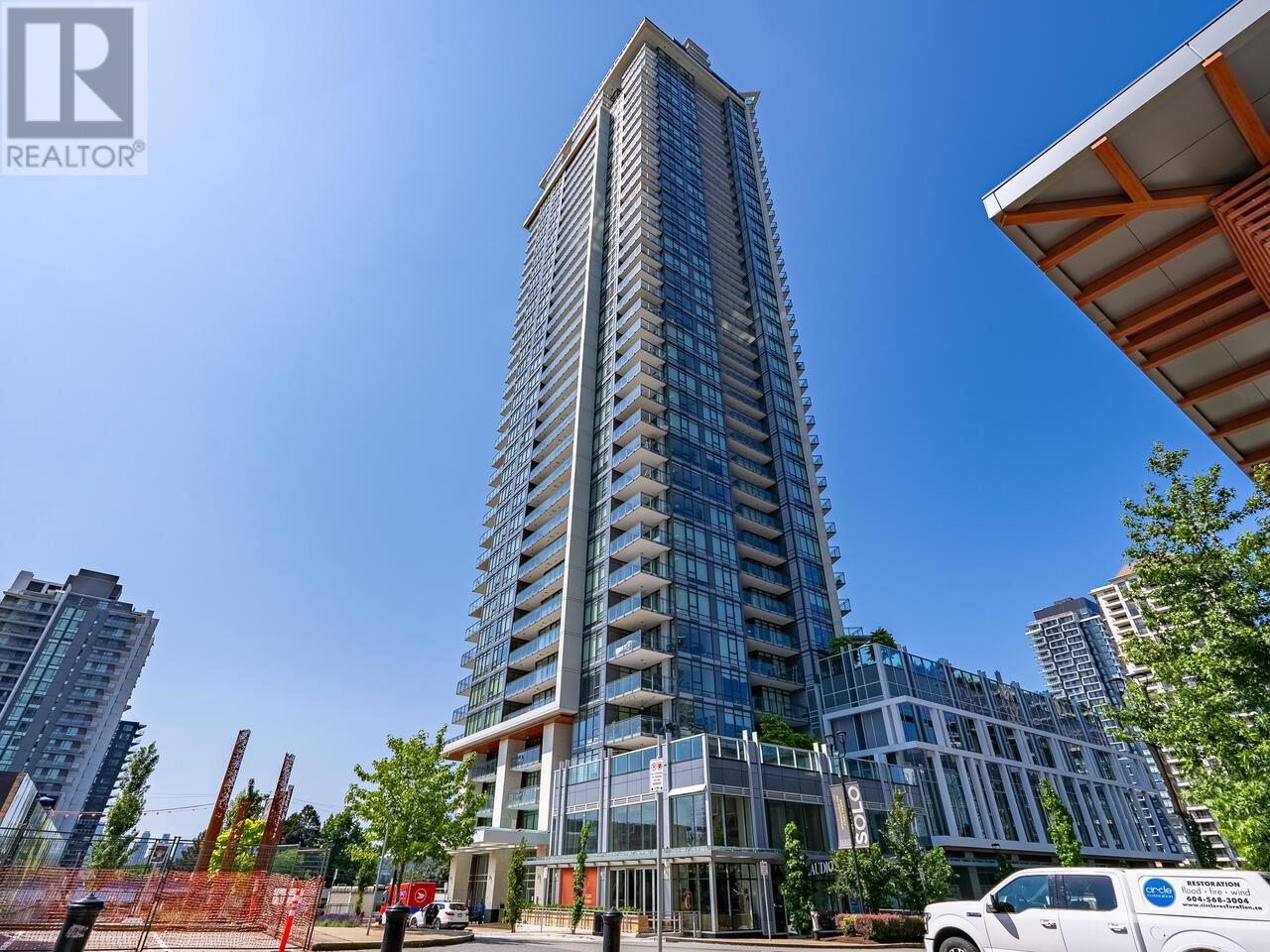 2001 2085 SKYLINE COURT, burnaby, British Columbia
