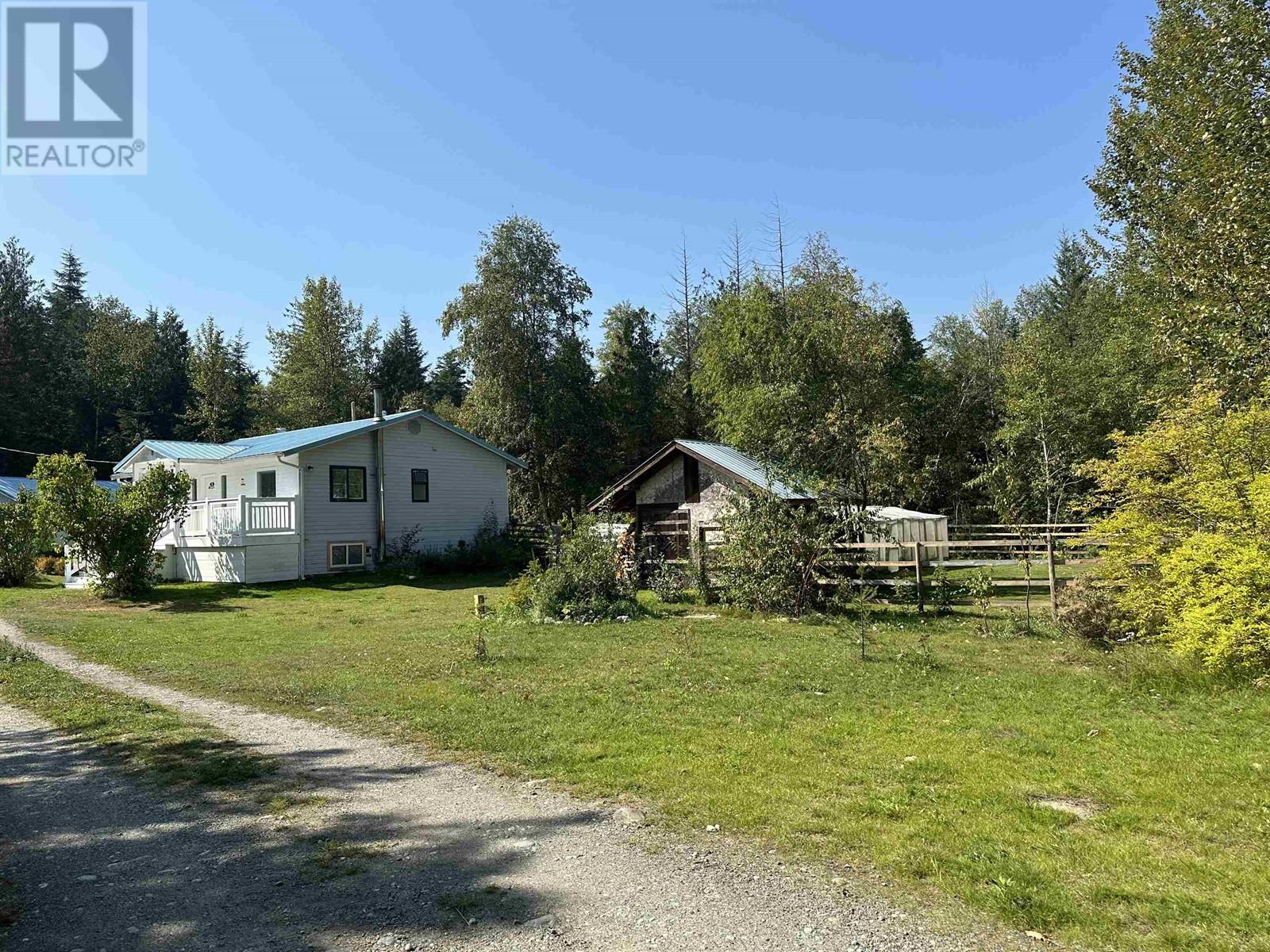 2314 Saloompt Road, Bella Coola, British Columbia  V0T 1H0 - Photo 6 - R2814744